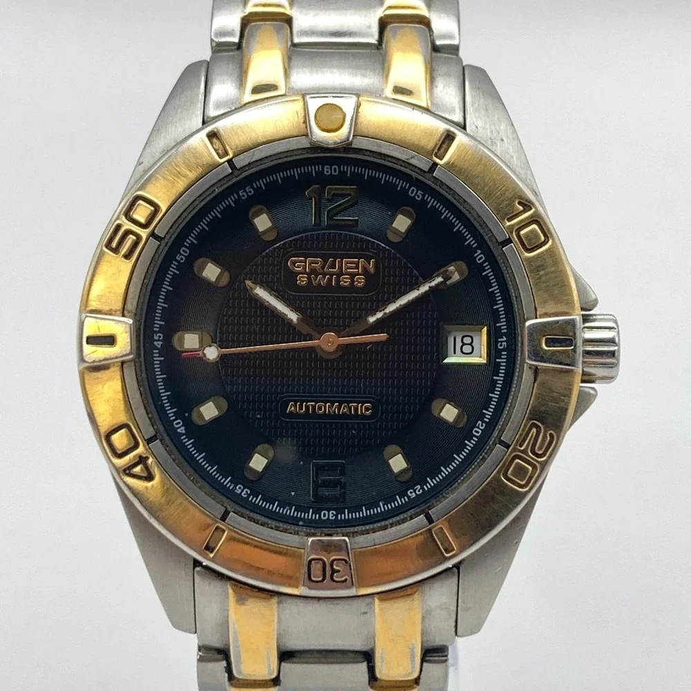 Vintage Gruen Swiss Automatic Men's Watch 38mm Silver Gold Tone Date 25 Jewels